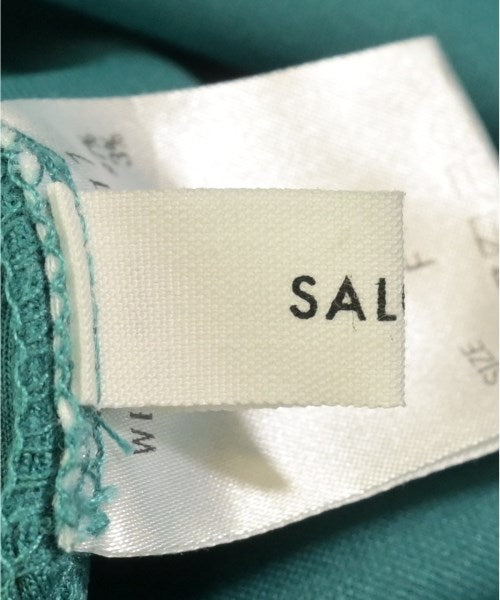 Saloon เสื้อสตรี