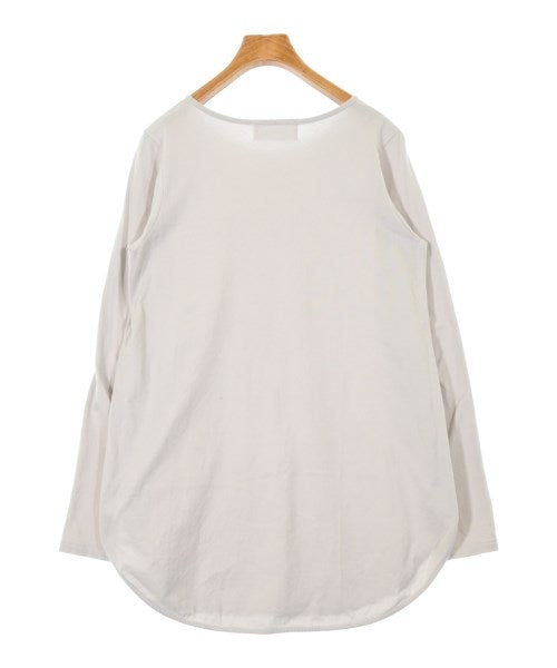 inconnue เสื้อยืด/เสื้อท็อปส์
