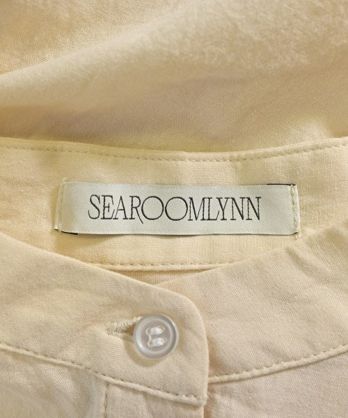 Sea Room Lynn เสื้อลำลอง