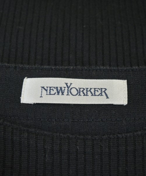 NEWYORKER เสื้อยืด/เสื้อท็อปส์