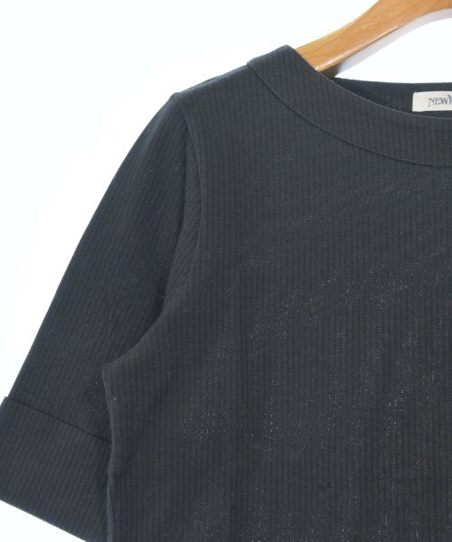 NEWYORKER เสื้อยืด/เสื้อท็อปส์