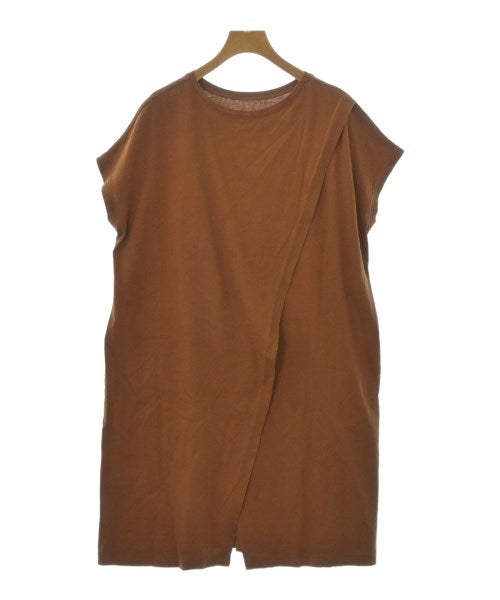 LIVETART ชุดเดรส