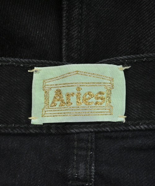 Aries ยีนส์
