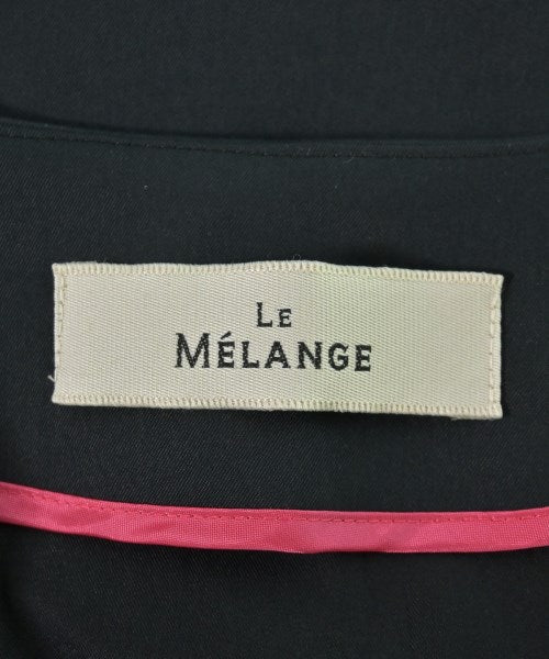 Le Melange แจ็คเก็ตเบลาส์ อื่น