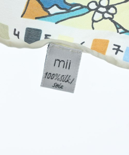 MII ผ้าพันคอ