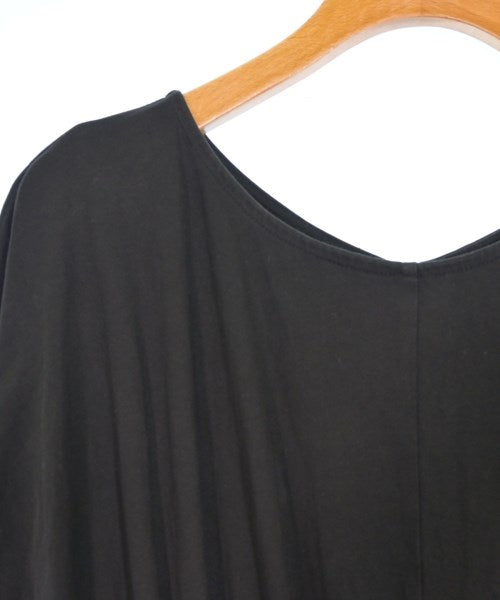 L'armoire de luxe ชุดเดรส