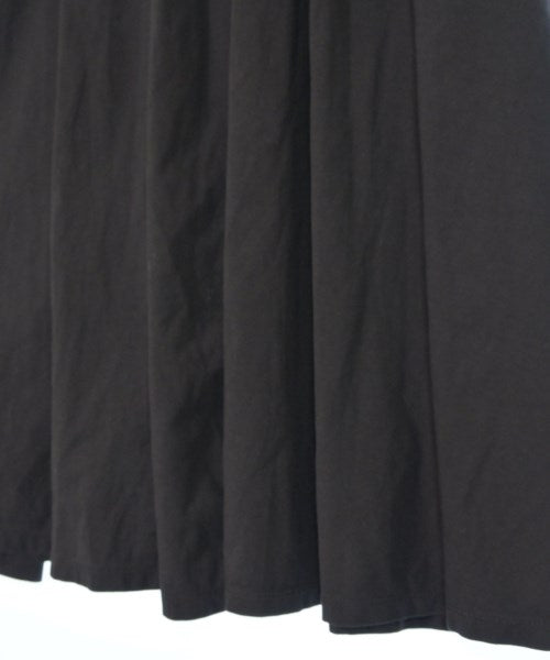 L'armoire de luxe ชุดเดรส