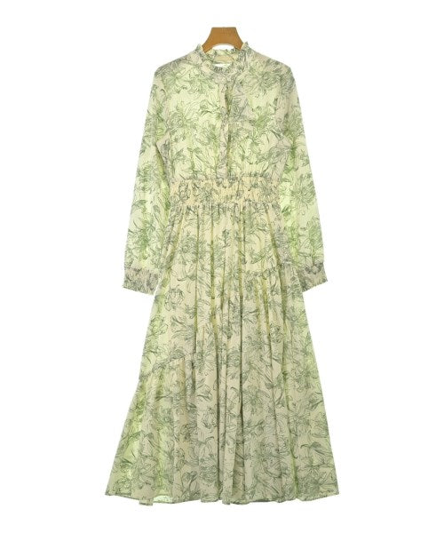 L'armoire de luxe ชุดเดรส