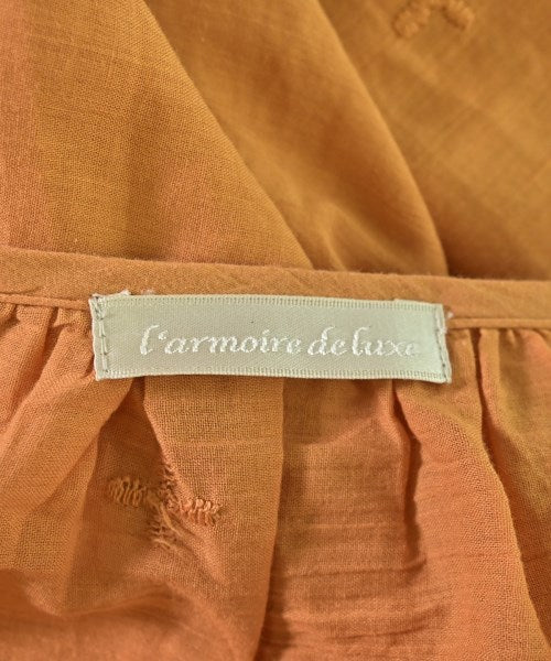 L'armoire de luxe ชุดเดรส