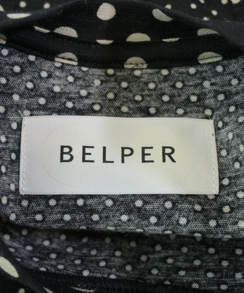BELPER เสื้อยืด/เสื้อท็อปส์