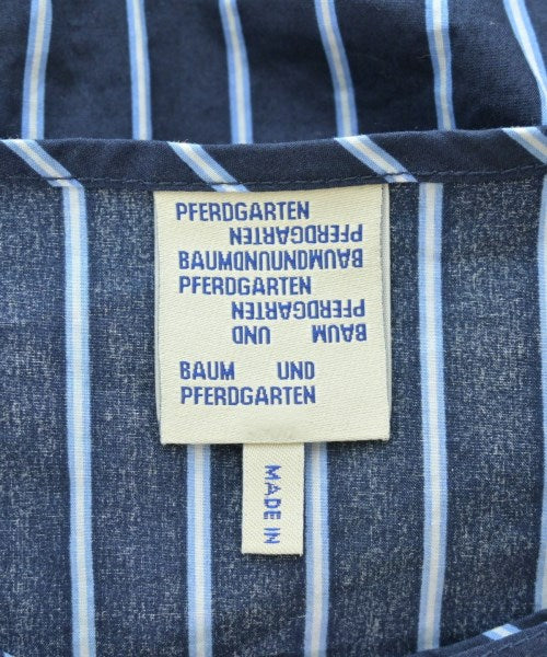 BAUM UND PFERDGARTEN เสื้อสตรี