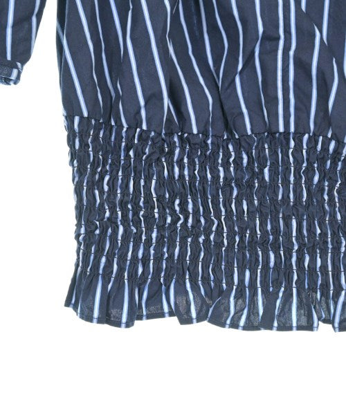 BAUM UND PFERDGARTEN เสื้อสตรี