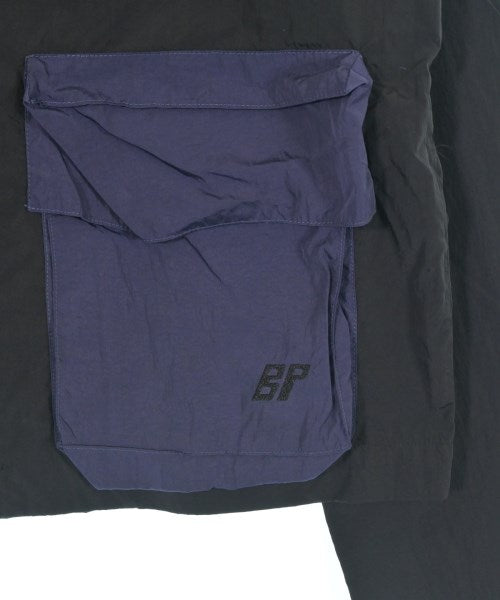 BAUM UND PFERDGARTEN เสื้อพาร์กาภูเขา