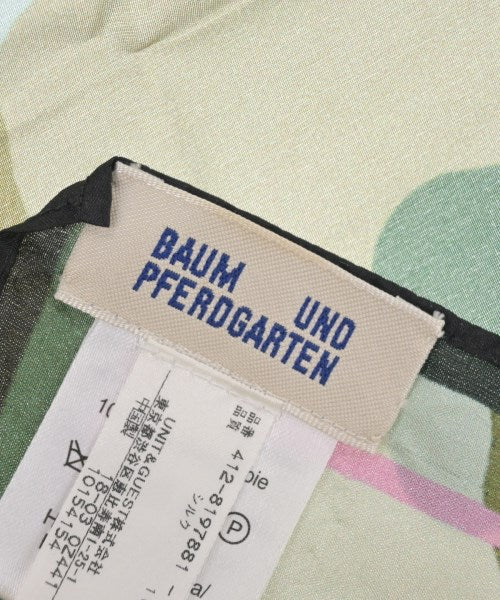 BAUM UND PFERDGARTEN ผ้าพันคอ