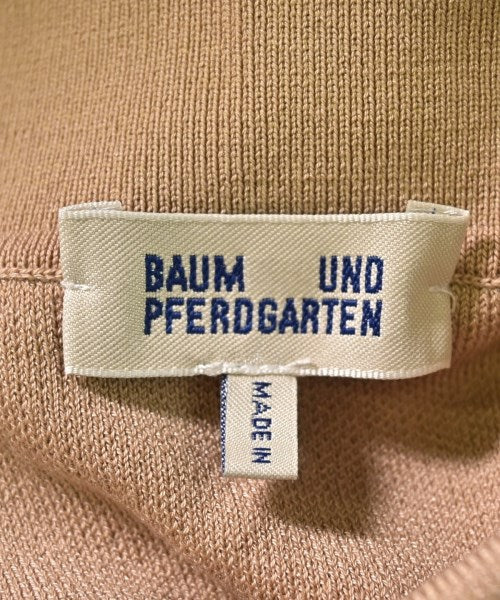 BAUM UND PFERDGARTEN เสื้อโปโล