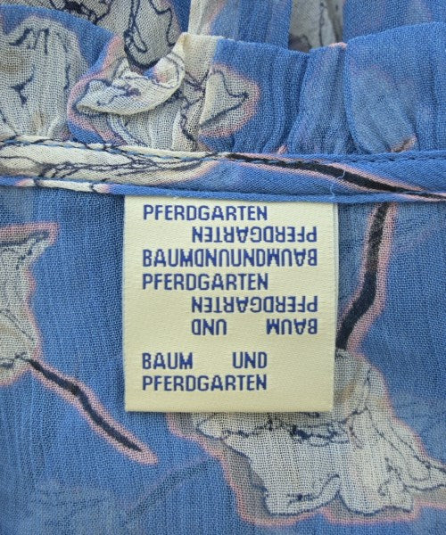 BAUM UND PFERDGARTEN เสื้อสตรี