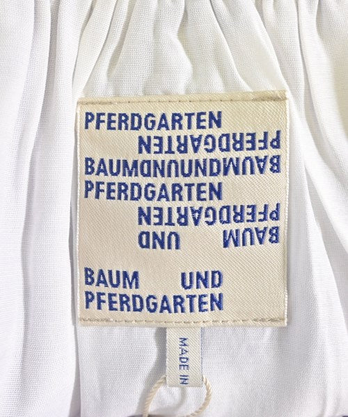 BAUM UND PFERDGARTEN ชุดเดรส