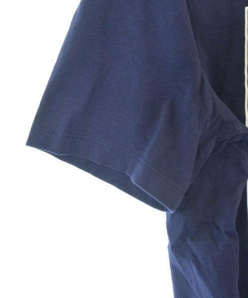 BAUM UND PFERDGARTEN เสื้อยืด/เสื้อท็อปส์