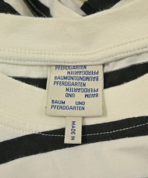 BAUM UND PFERDGARTEN เสื้อยืด/เสื้อท็อปส์