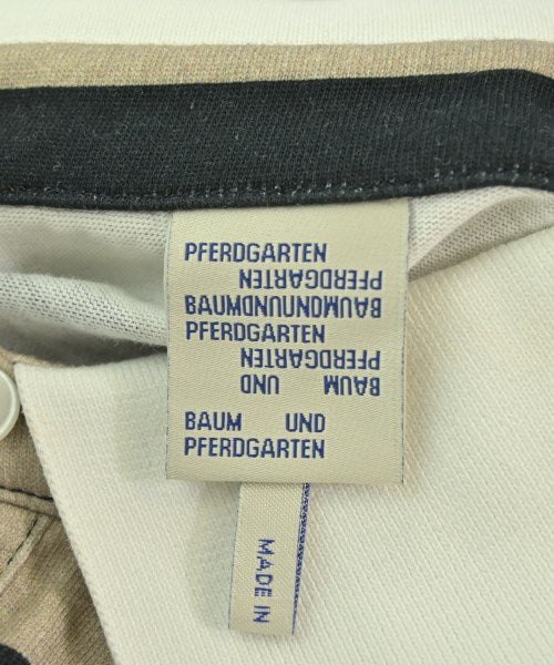 BAUM UND PFERDGARTEN เสื้อโปโล