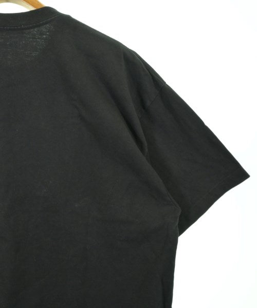 written by เสื้อยืด/เสื้อท็อปส์