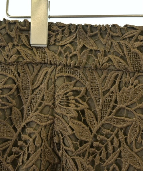 EMMEL REFINES กระโปรงยาวถึงเข่า