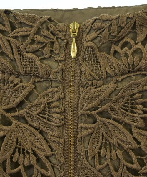 EMMEL REFINES กระโปรงยาวถึงเข่า