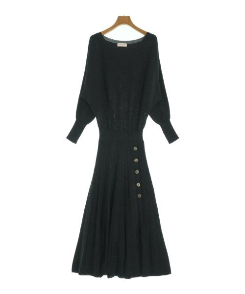 EMMEL REFINES ชุดเดรส