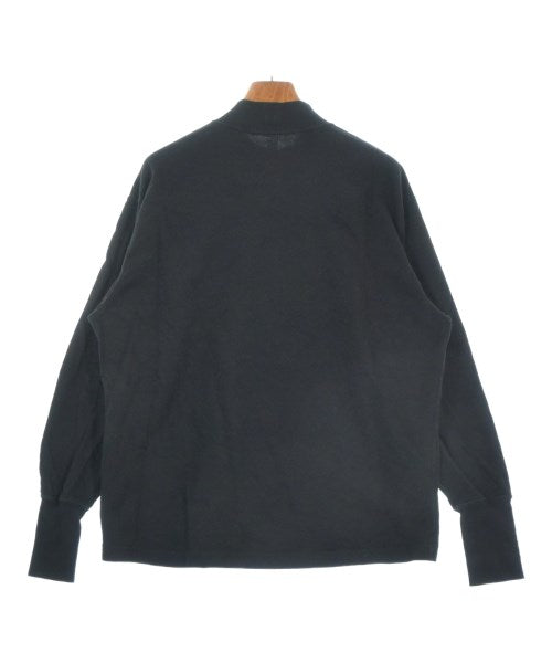 BIOTOP เสื้อยืด/เสื้อท็อปส์
