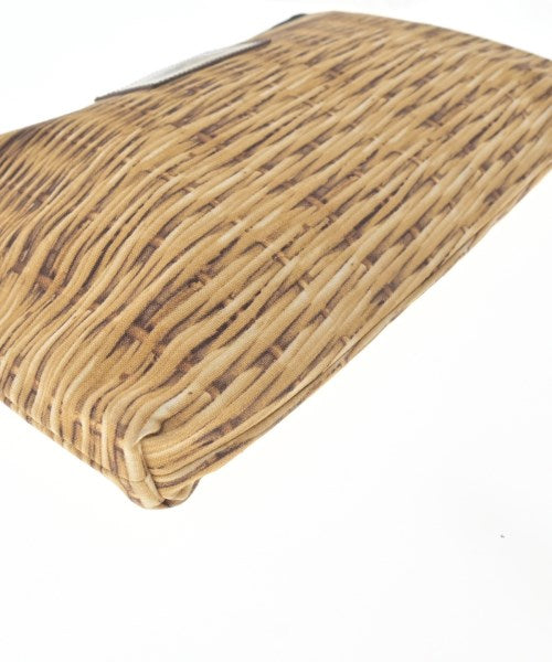 intoxic กระเป๋า