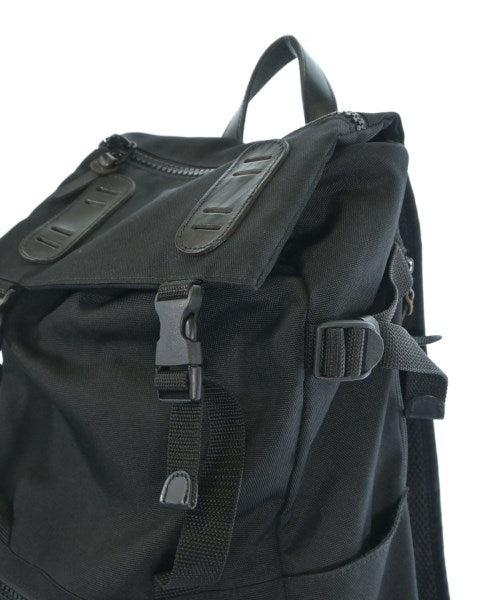 MAKAVELIC เป้สะพายหลัง