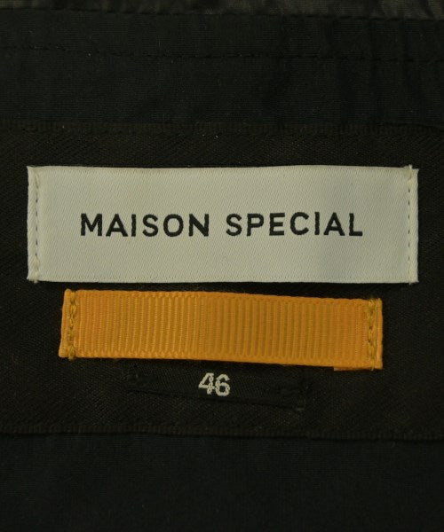 MAISON SPECIAL เสื้อพาร์กาภูเขา