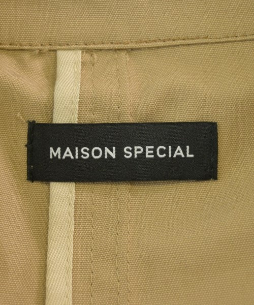MAISON SPECIAL เสื้อกันฝน