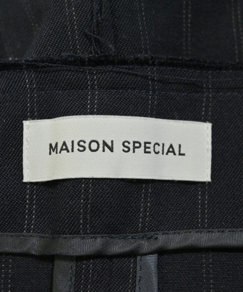 MAISON SPECIAL กระโปรงยาวถึงเข่า