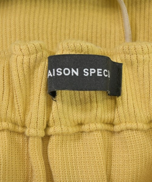 MAISON SPECIAL กระโปรงยาวถึงเข่า