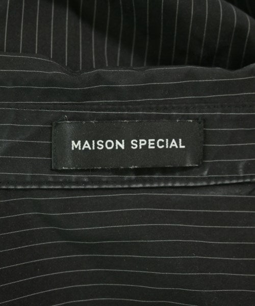 MAISON SPECIAL เสื้อลำลอง
