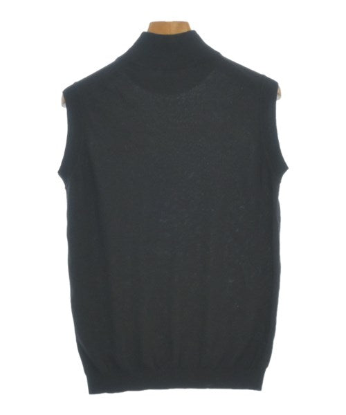 LOEFF เสื้อแขนกุด