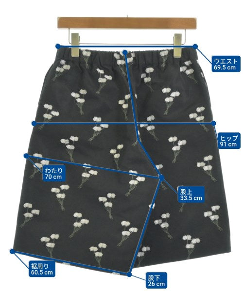 LOEFF กางเกงขาสั้น