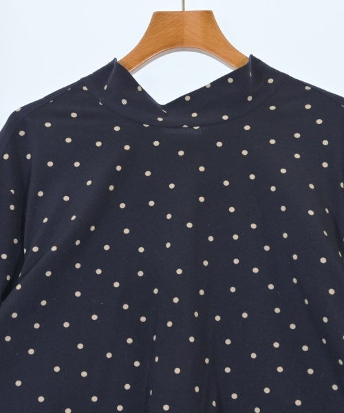 LOEFF เสื้อสตรี
