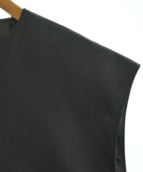 LOEFF เสื้อกั๊ก