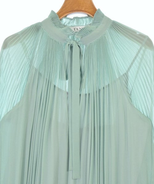 L'UNE เสื้อลำลอง