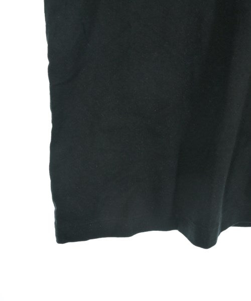 LE เสื้อยืด/เสื้อท็อปส์