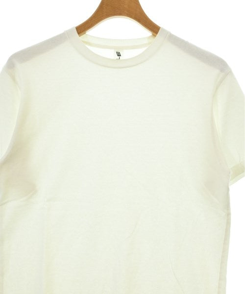 LE เสื้อยืด/เสื้อท็อปส์