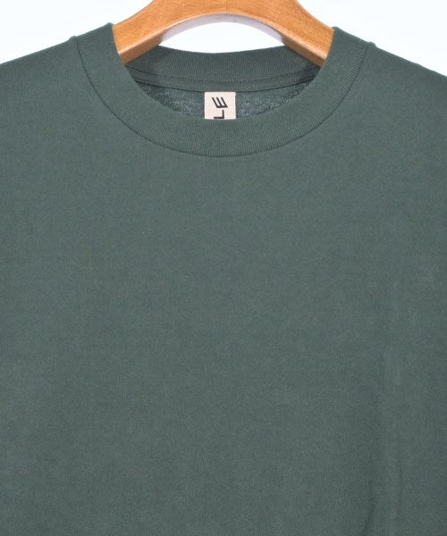 LE เสื้อยืด/เสื้อท็อปส์
