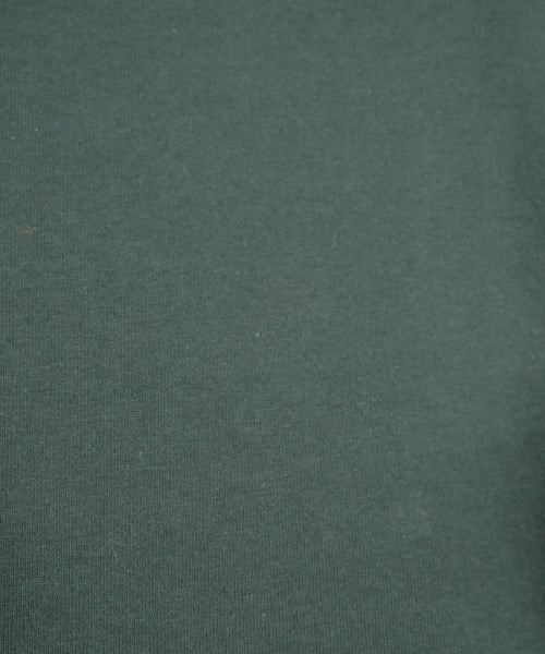 LE เสื้อยืด/เสื้อท็อปส์