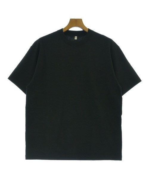 LE เสื้อยืด/เสื้อท็อปส์