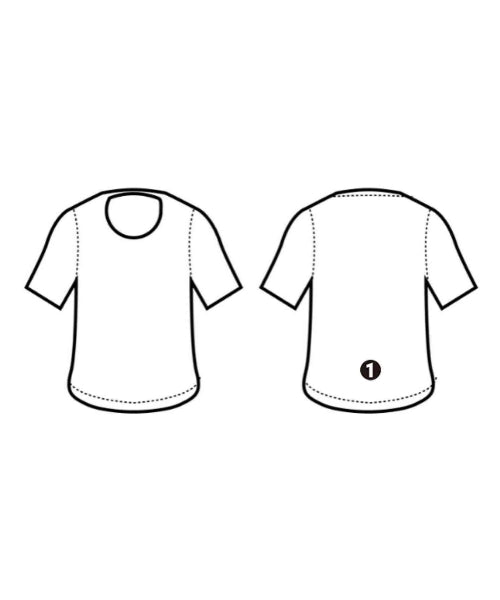 LE เสื้อยืด/เสื้อท็อปส์