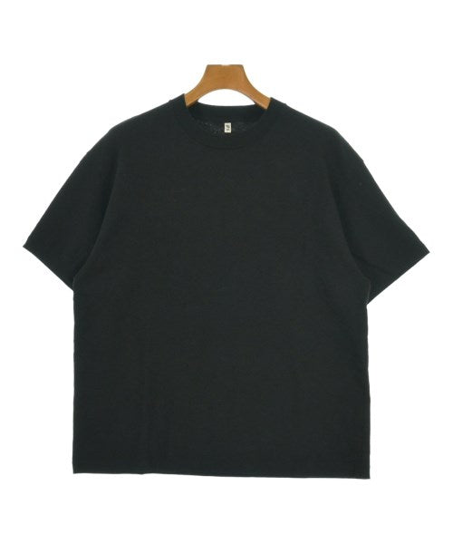 LE เสื้อยืด/เสื้อท็อปส์