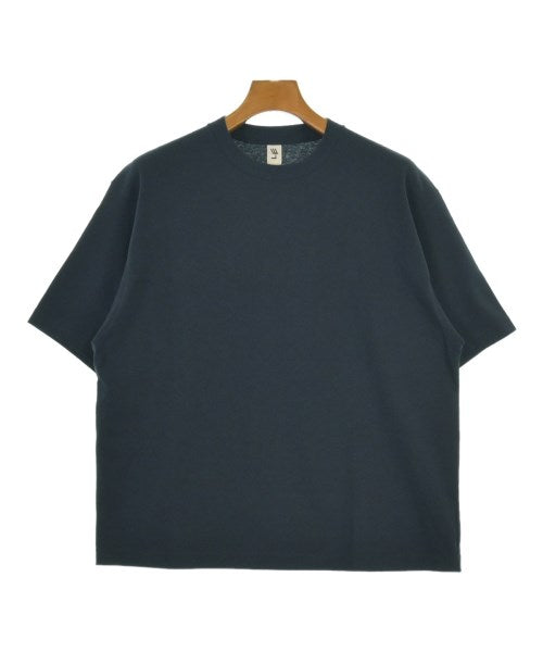 LE เสื้อยืด/เสื้อท็อปส์