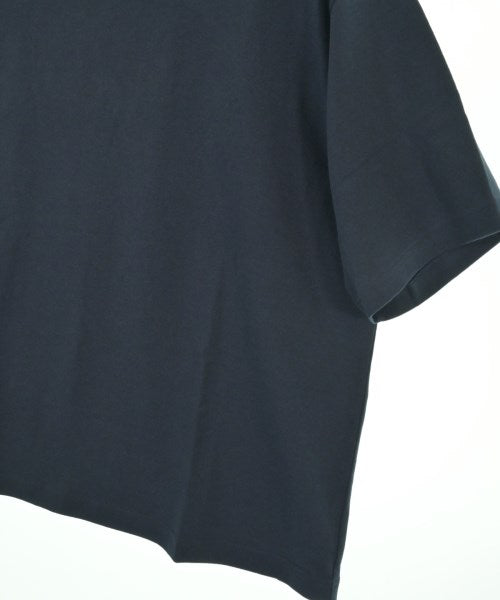 LE เสื้อยืด/เสื้อท็อปส์